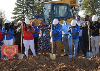 Black Development: A Family-Owned African-American Female Trucking Company Is Opening In Louisiana